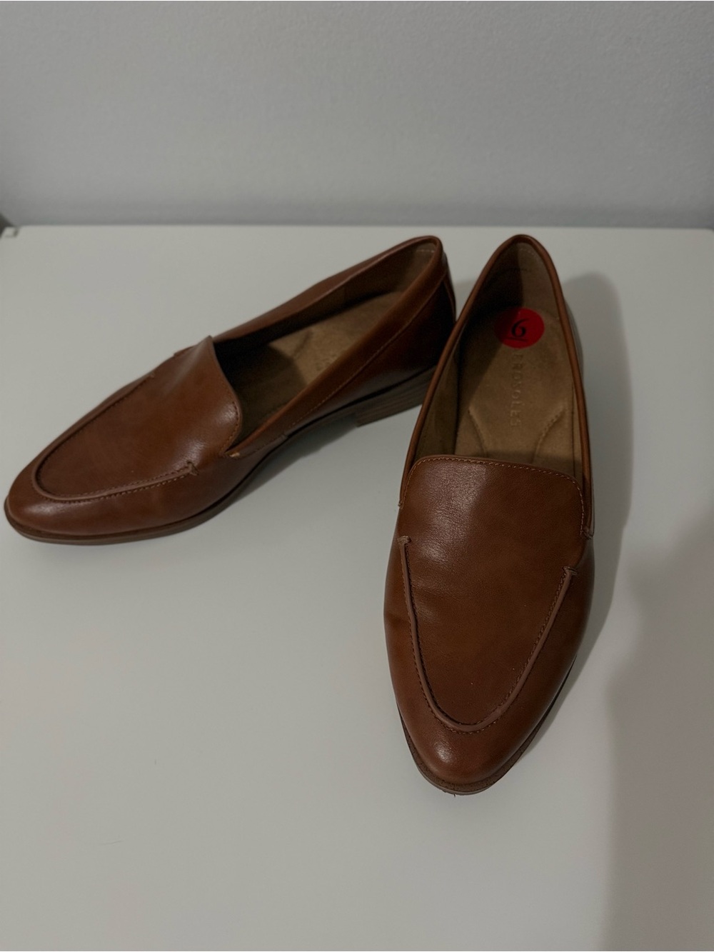 AEROSOLES Women's Brown Leather Slip-On Loafers